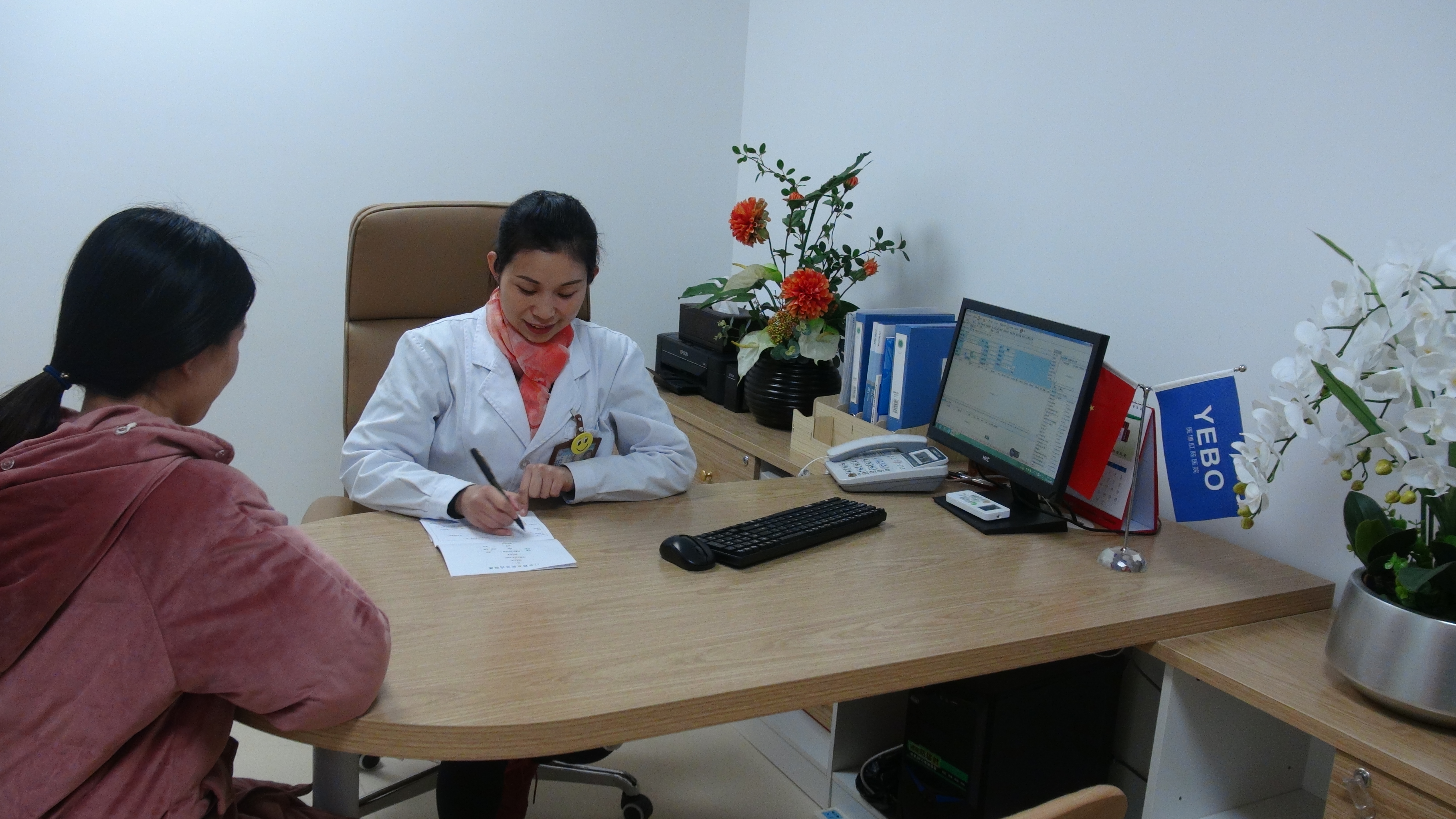 南寧醫(yī)博醫(yī)院微創(chuàng)技術(shù)治痔瘡靠譜嗎？